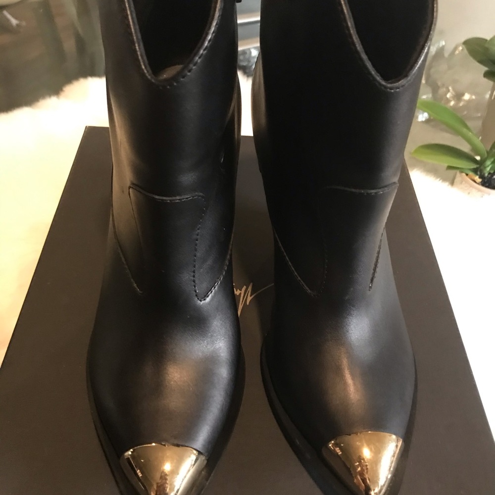 Giuseppe Zanotti bootie
